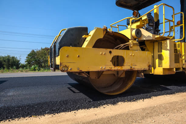 Best Asphalt Driveway Installation  in Somerset, NJ